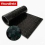 Schwarzer PVC-Bodenbelag in Riffelblech-Optik (110x150cm), rutschfest und robust.