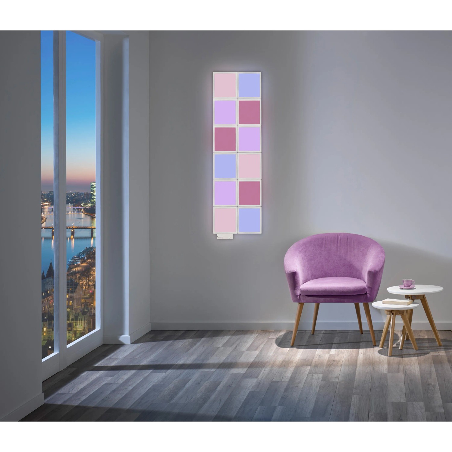 Wofi LED-Lichtkacheln 4er Basis-Set mit RGB Farbwechsel an Wand im Wohnraum.