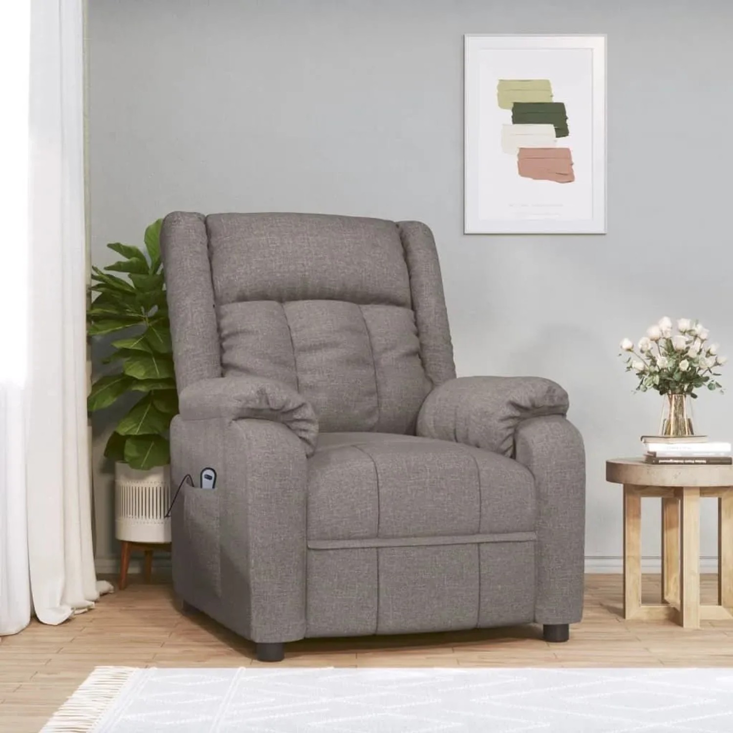 Elektrischer Relaxsessel in Taupe aus Stoff, verstellbare Rückenlehne und Fußstütze.