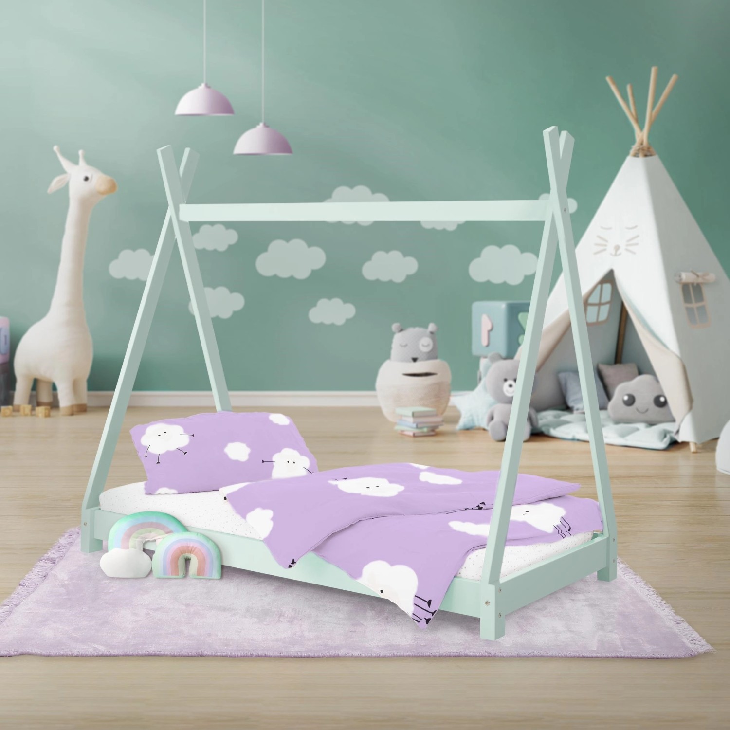 Mintfarbenes ML-Design Kinderbett Tipi 80x160 cm mit Lattenrost und Wolkenmuster Bettwäsche.