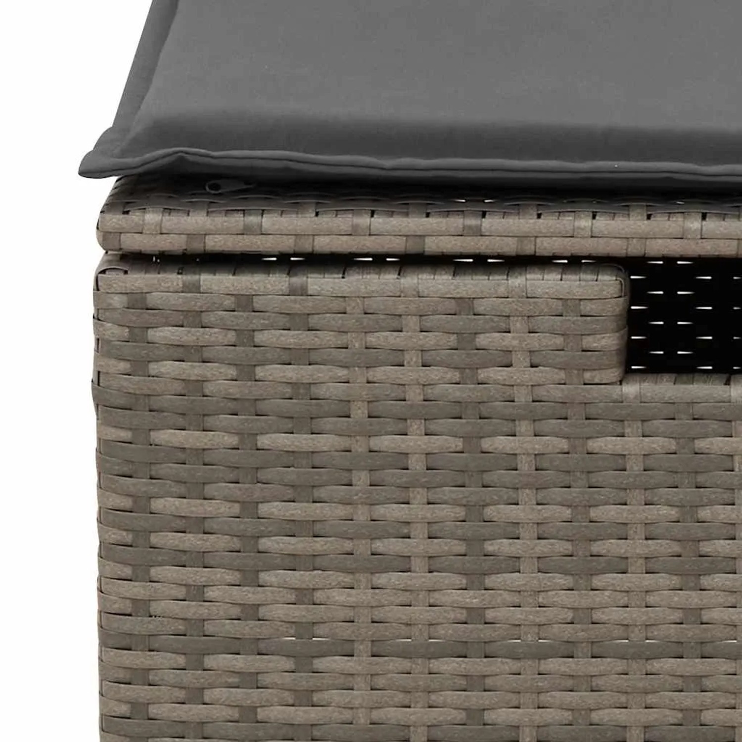 Detailansicht: Graue vidaXL Garten-Sofagarnitur aus Rattan mit Kissen.