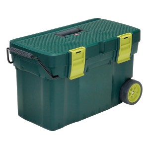 Grüne Werkzeugbox mit Rollen, Griff und gelben Verschlüssen. Praktischer Werkzeugkoffer für den Transport.