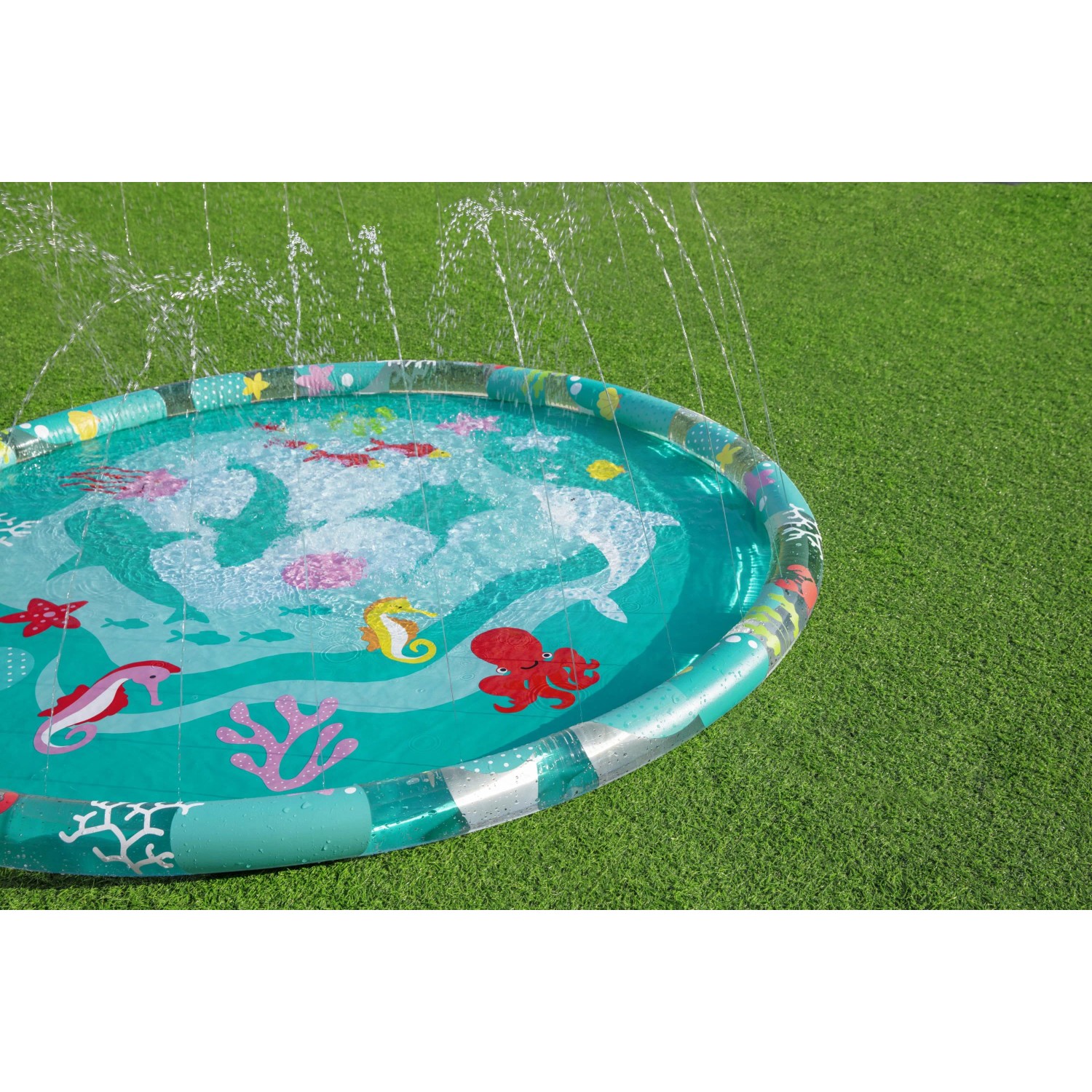 Bestway Wassermatte Underwater Ø 165 cm mit bunten Meeresmotiven und Wassersprinklern.