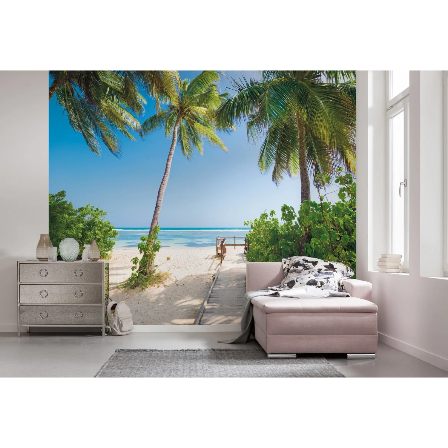 Komar Fototapete Vlies Palmy Beach mit Palmen, Strand und Meer, 300x250 cm.