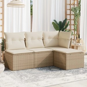 Beige 4-tlg. Garten-Sofagarnitur aus Rattan mit cremeweißen Kissen.