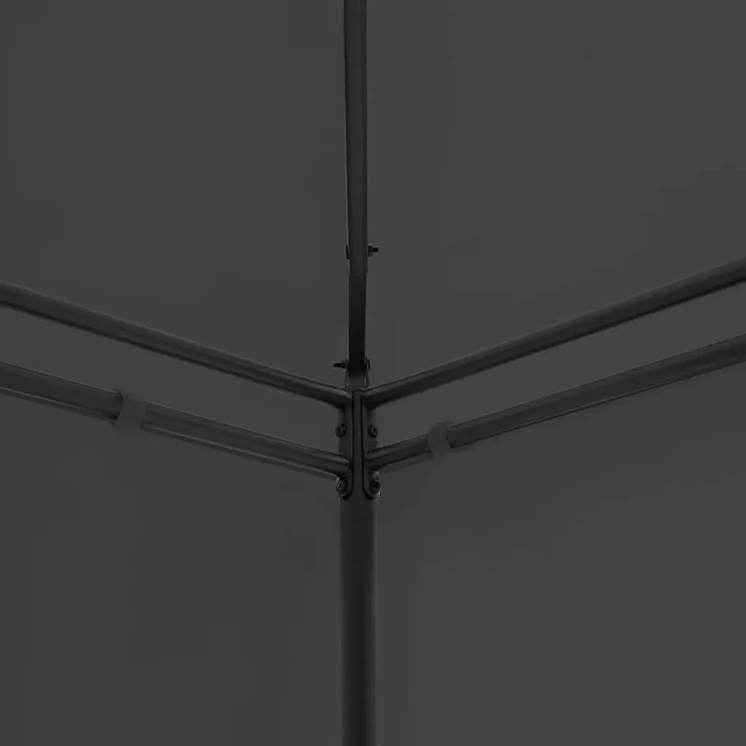 Detailaufnahme des Stahlrahmens vom anthrazitfarbenen vidaXL Pavillon mit Vorhängen.