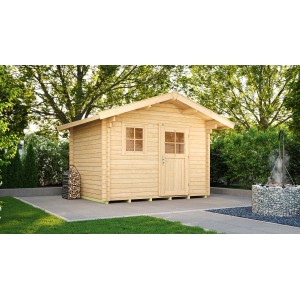 Unbehandeltes Weka Holz-Gartenhaus Brescia mit Satteldach, 300x370 cm, im Garten.