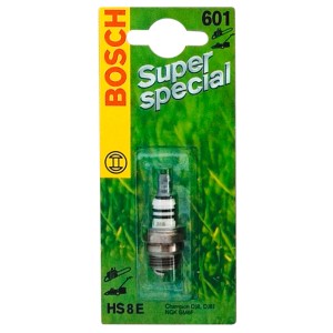 Bosch Zündkerze HS8E KSN 601 für Gartengeräte, verpackt.