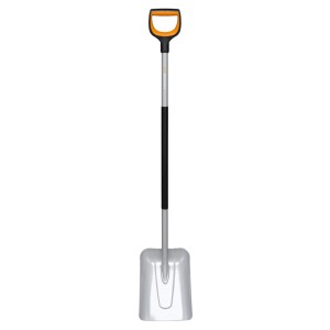 Fiskars Xact Schaufel zum Anheben von Erde, Sand und Schnee. Mit D-Griff für optimalen Halt.