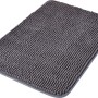 Dunkelgraue baliv Badematte (40x60 cm) aus Polyester mit Noppenstruktur.