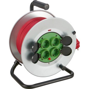 Kabeltrommel mit 4 Steckdosen, 40 m Kabel für den Außenbereich.