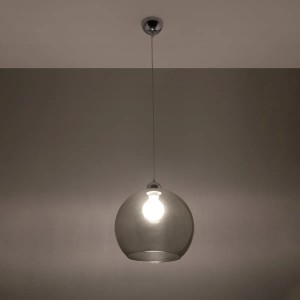 Graphitfarbene Sollux Lighting Hängeleuchte Ball mit runder Glasform.