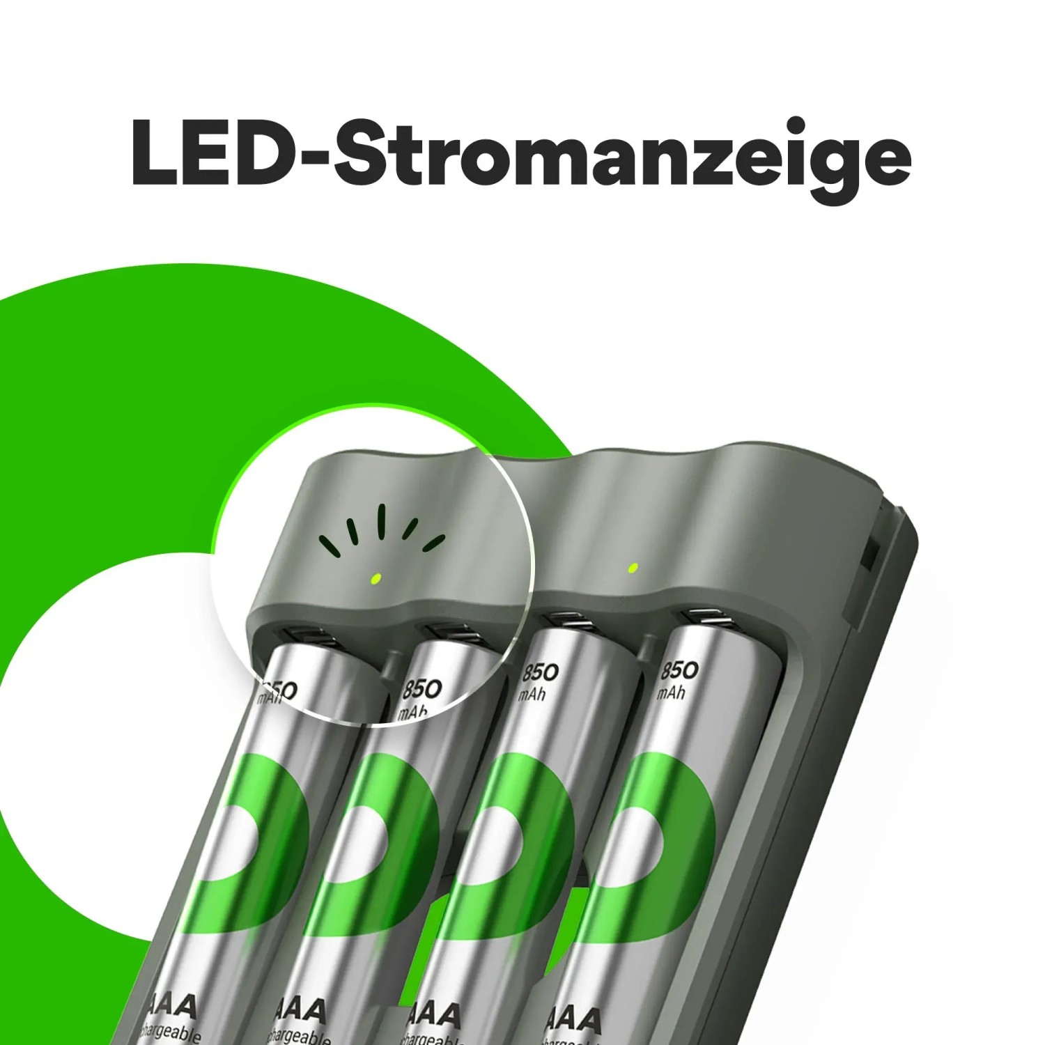 GP Akku-Ladegerät B441 mit 4 AAA-Akkus (850mAh) im Ladeschacht.