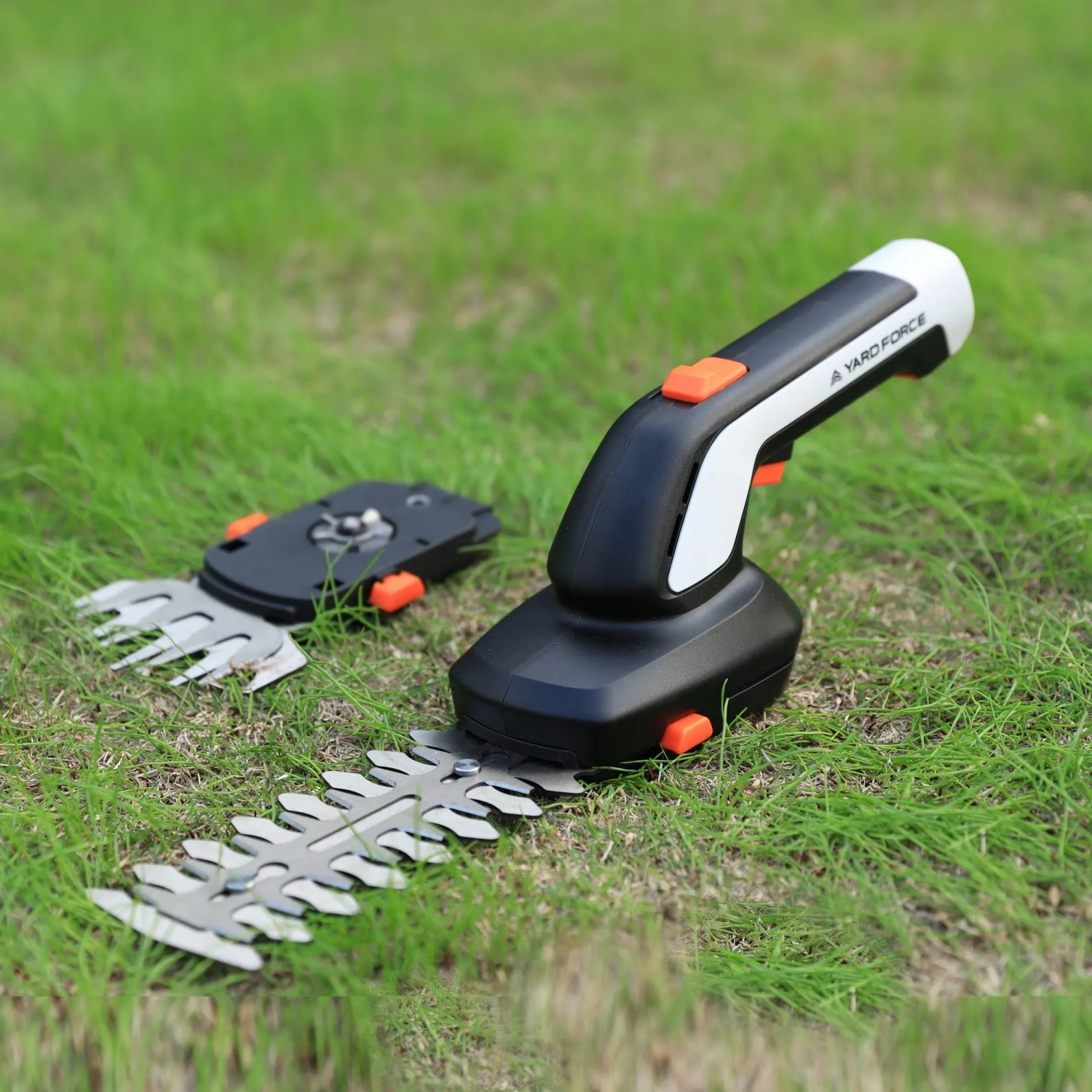Yard Force Akku-Grasschere mit Strauchmesser im Set, Gartenhandgerät.