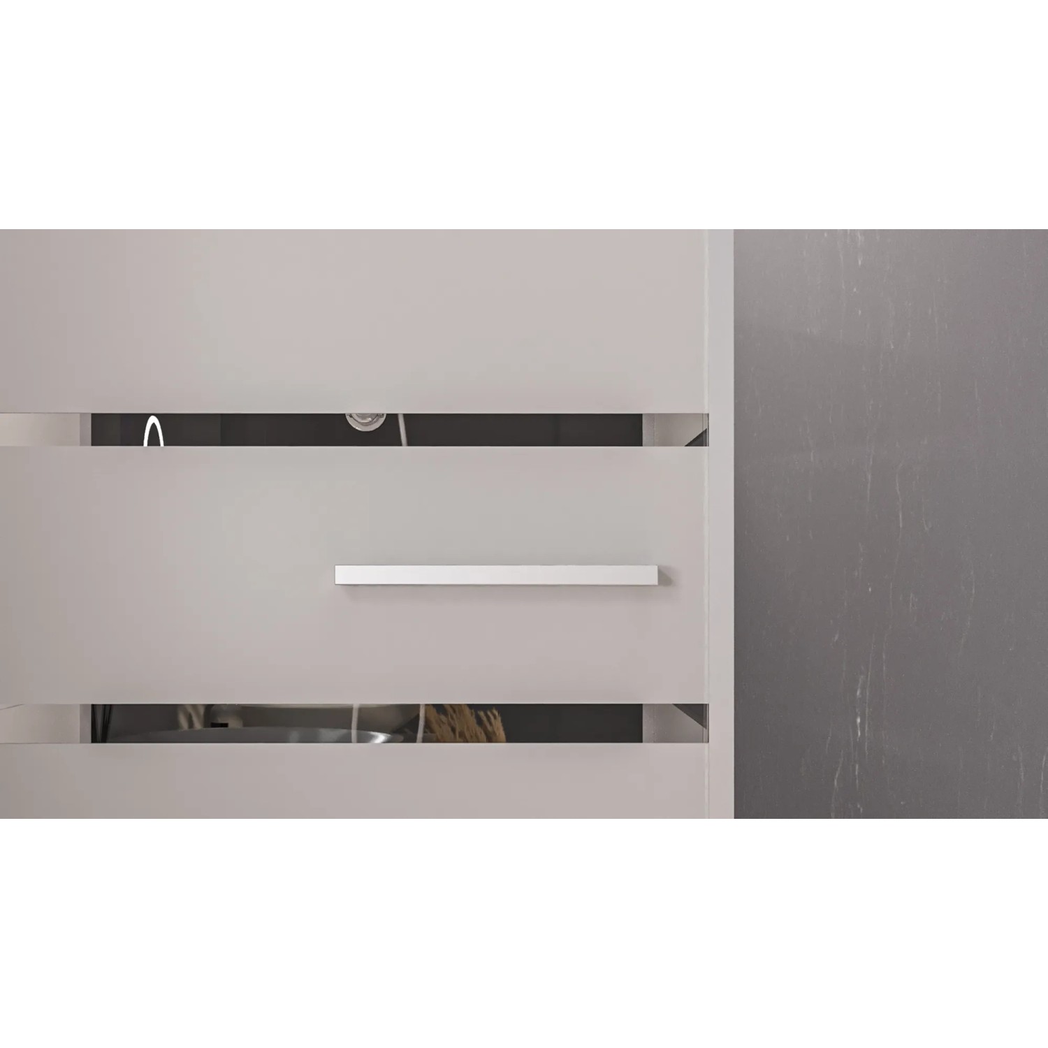 Detailansicht Aurlane Komplettdusche Study 90x90: Tür mit Griff und silbernen Akzenten.