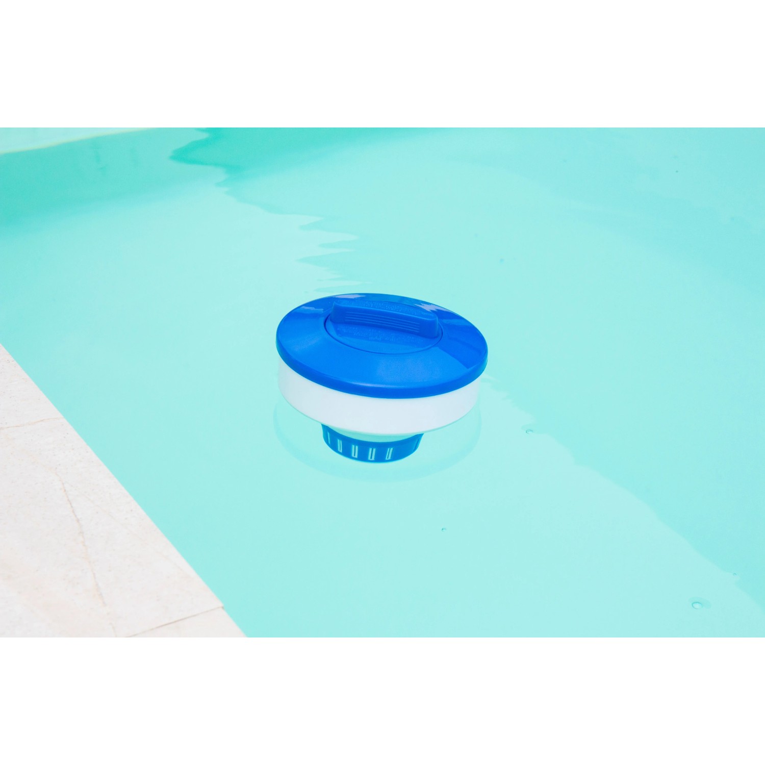 Steinbach Chlordosierschwimmer Maxi im Pool, blau-weiß, für 200g Tabletten.