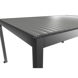 Biohort Pergola 5,5x3,5m in Quarz-Silber, Detailansicht der Lamellen und Konstruktion.