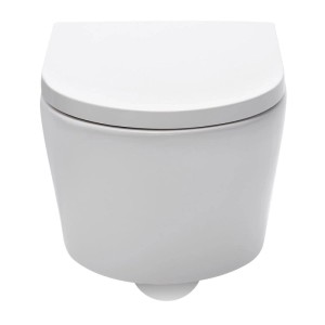 Weißes Wand-WC mit SoftClose WC-Sitz und TakeOff Funktion, kurze Ausladung.