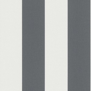 Graue und weiße Vliestapete mit breiten vertikalen Streifen und feiner Textur. Dekorative Streifentapete für moderne Räume.