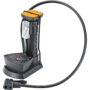 Prophete Alu-Fußluftpumpe mit Manometer und Schlauch für Fahrradreifen.