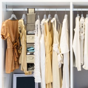 Relaxdays Hängeregal für Kleiderschrank Vlies Beige Faltbar 82 cm x 14,5 cm x 30 cm