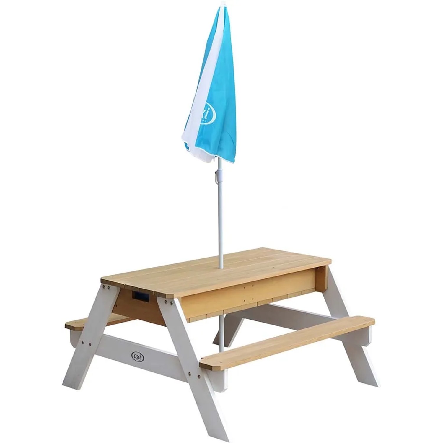 Axi Nick Sand- & Wasser-Picknicktisch braun-weiß mit blauem Sonnenschirm.