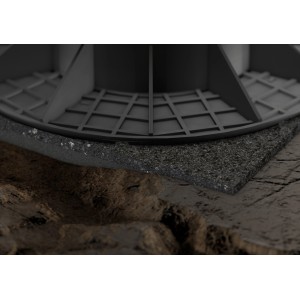 Schwarzes GS Terrassen Weichschaumpad 200x200x10 mm unter einem Stellfuß für Terrassendielen.