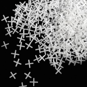 Weisse 3 mm Fliesenkreuze aus Kunststoff im 1000er Set für gleichmässige Fugen.
