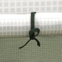 Detailaufnahme der weißen Furnicato Gewächshausfolie mit grünem Befestigungsband.