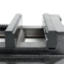 Robuster Wiltec Maschinenschraubstock aus Gusseisen. Offene 150mm Spannbacken mit V-Nuten für präzises Spannen.