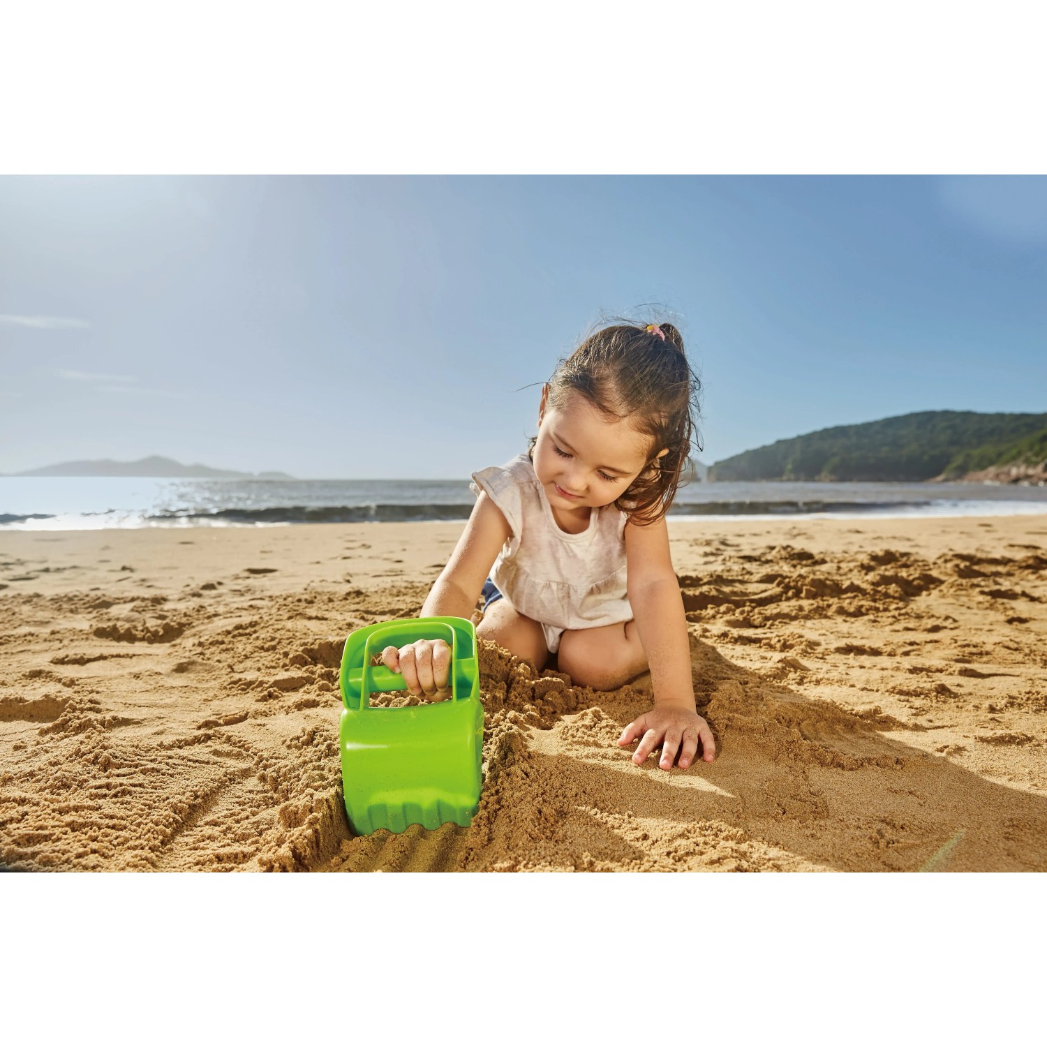 sandkasten spielzeug bagger Hape Sandkasten Bagger Kunststoff Grün kaufen bei OBI