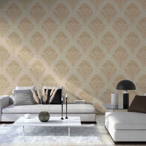 Wohnzimmer mit Bricoflor Vliestapete Barock in Creme und Gold. Elegante Ornament Tapete.