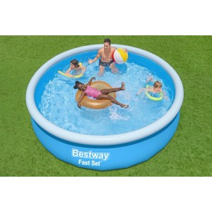 Bestway Aufstellpool Fast Set blau, rund, mit Familie beim Badespaß im Garten. Kinder spielen im Wasser.
