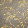 Barock Tapete mit Ornamenten in Beige und Gold, schimmernd. Dekorative Wandgestaltung.