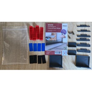 Fensterbank-Einbauhilfeset für Innen: Set mit Keilen, Halterungen und Schrauben für die einfache Montage.