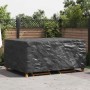Schwarzer vidaXL Möbelbezug auf Terrasse, schützt Gartenmöbel. Wasserfeste Schutzhülle für Outdoor-Bereich.