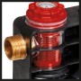 Detailaufnahme: Einhell GE-AW 1042 FS Hauswasserautomat mit Vorfilter und Wasseranschluss.