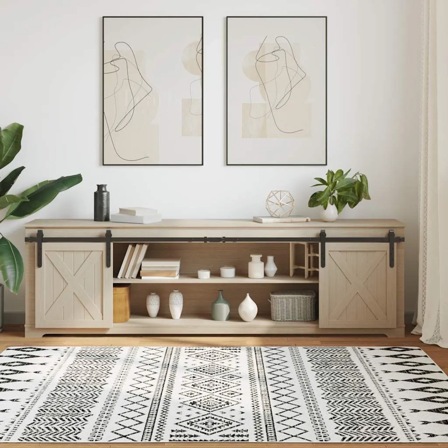 vidaXL Schiebetürbeschlag Set für Schranktüren (213 cm) aus Karbonstahl, montiert an einem Sideboard.