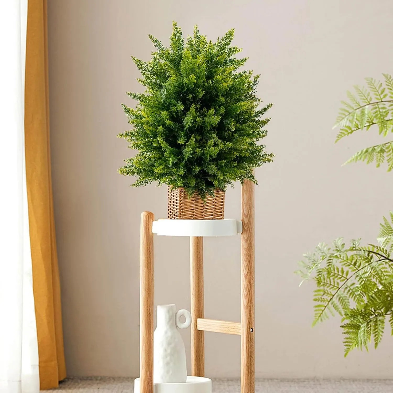 2er Set Costway Kunstpflanze, grüne Zeder im Korb, 55cm hoch, für Büro und Zuhause.