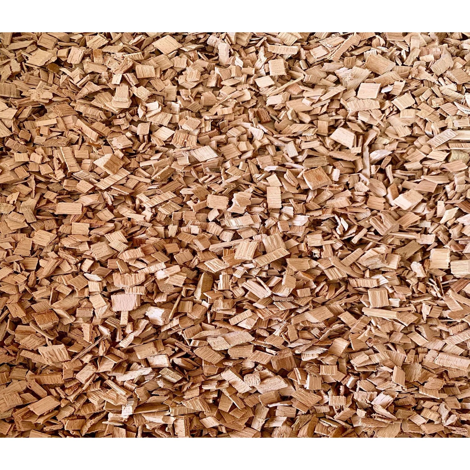 Helle Buchenholz-Räucherchips, 6-12 mm, für Grill und Smoker. Für kräftiges Raucharoma.
