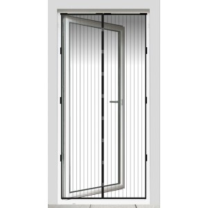 Schwarzer Insektenschutz Magnetvorhang (100x220cm) an einer geöffneten Tür.