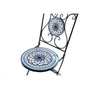 Kobolo Gartenstuhl Klappstuhl mit blau-weißer Mosaikoptik auf Sitzfläche und Rückenlehne.