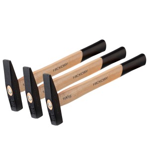 Set aus 3 Schlosserhämmern (100g) mit Stahlkopf und Hickory-Holzgriff.