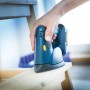 Dreieckschleifer Comfort mit Schleifauflage K120 beim Holz schleifen.