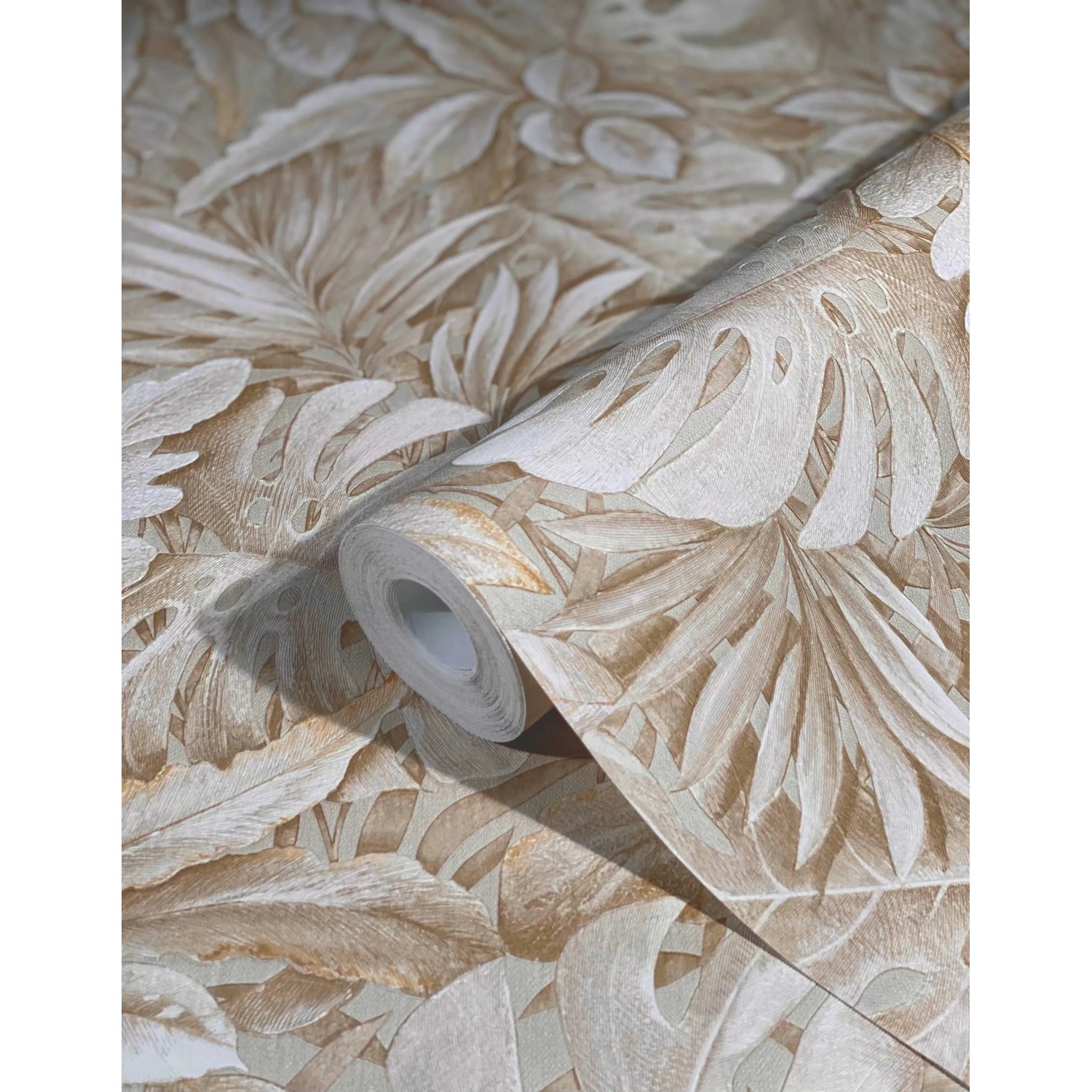 Beige Vliestapete Botanica Floral von Marburg mit floralem Muster, Rolle.