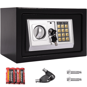 Schwarzer Panorama24 Tresor mit Zahlenschloss, Schlüssel, Batterien und Befestigungsmaterial.
