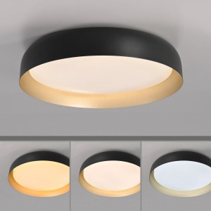 Schwarze LED-Deckenleuchte Osko, dimmbar, mit goldfarbenem Akzent. Durchmesser 57 cm.