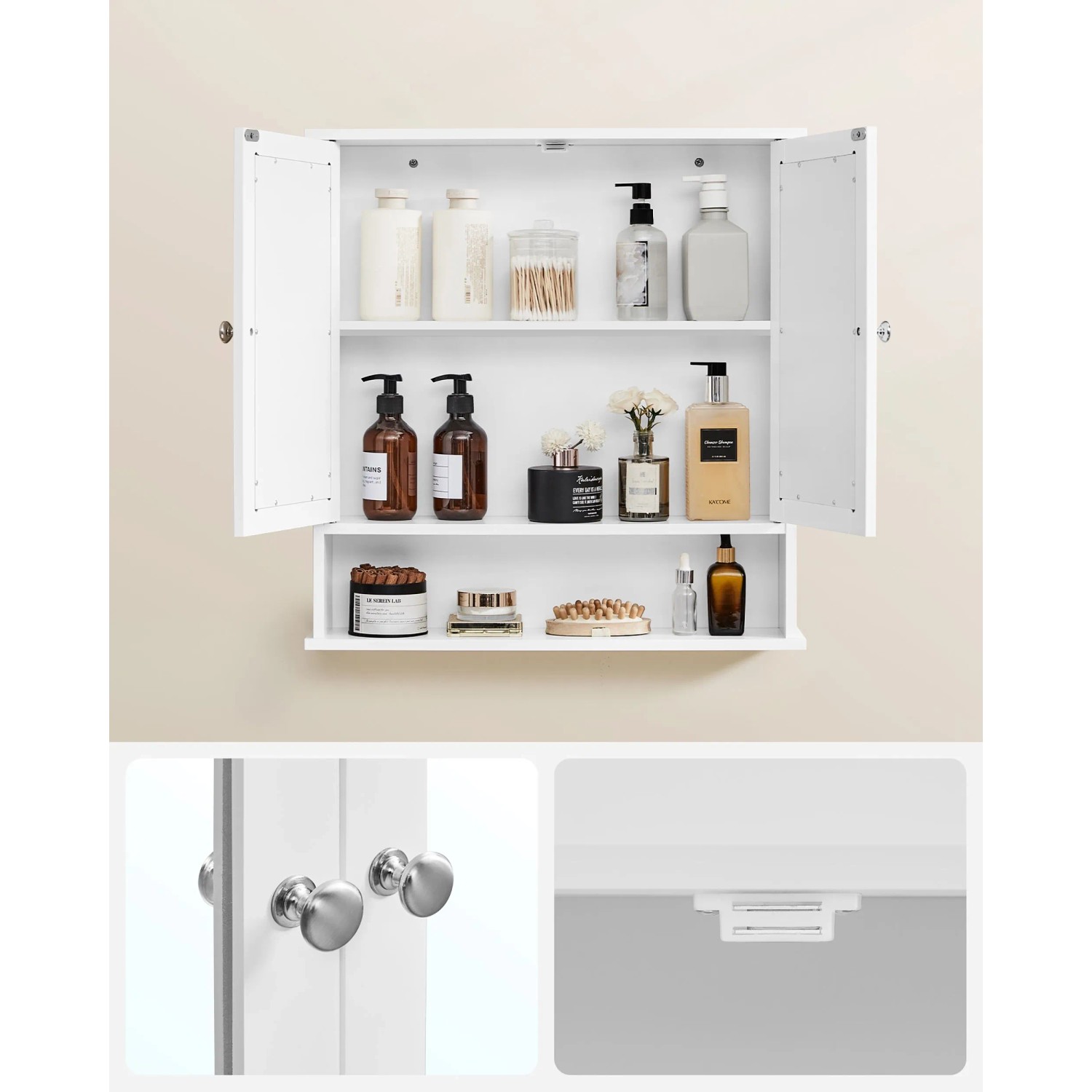 Weißer Songmics Spiegelschrank Sofie mit 2 Türen und offenem Fach. Badmöbel zur Wandmontage.