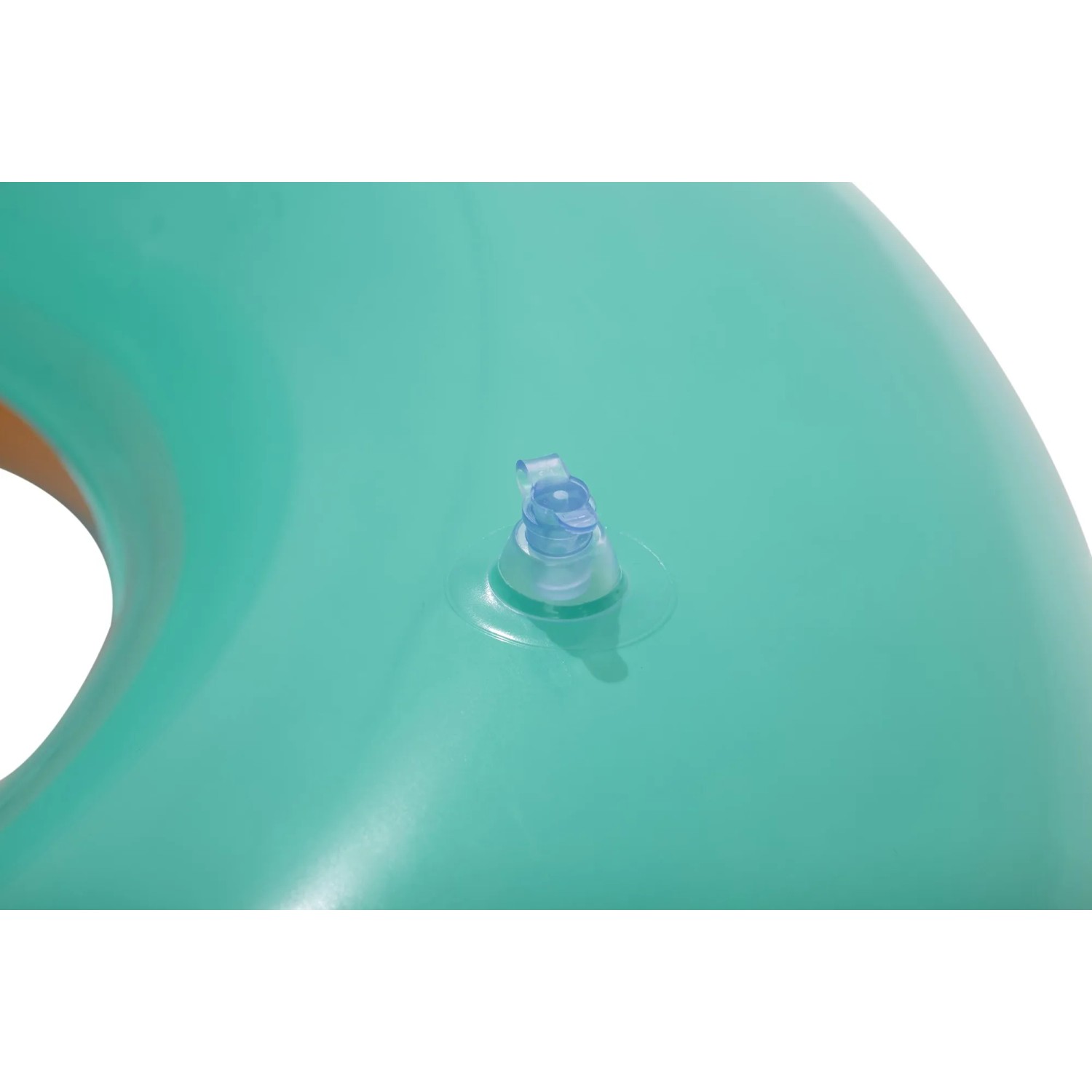 Detailaufnahme: Türkiser Bestway Schwimmring Flirty Fiesta mit Ventil, Ø 94 cm.