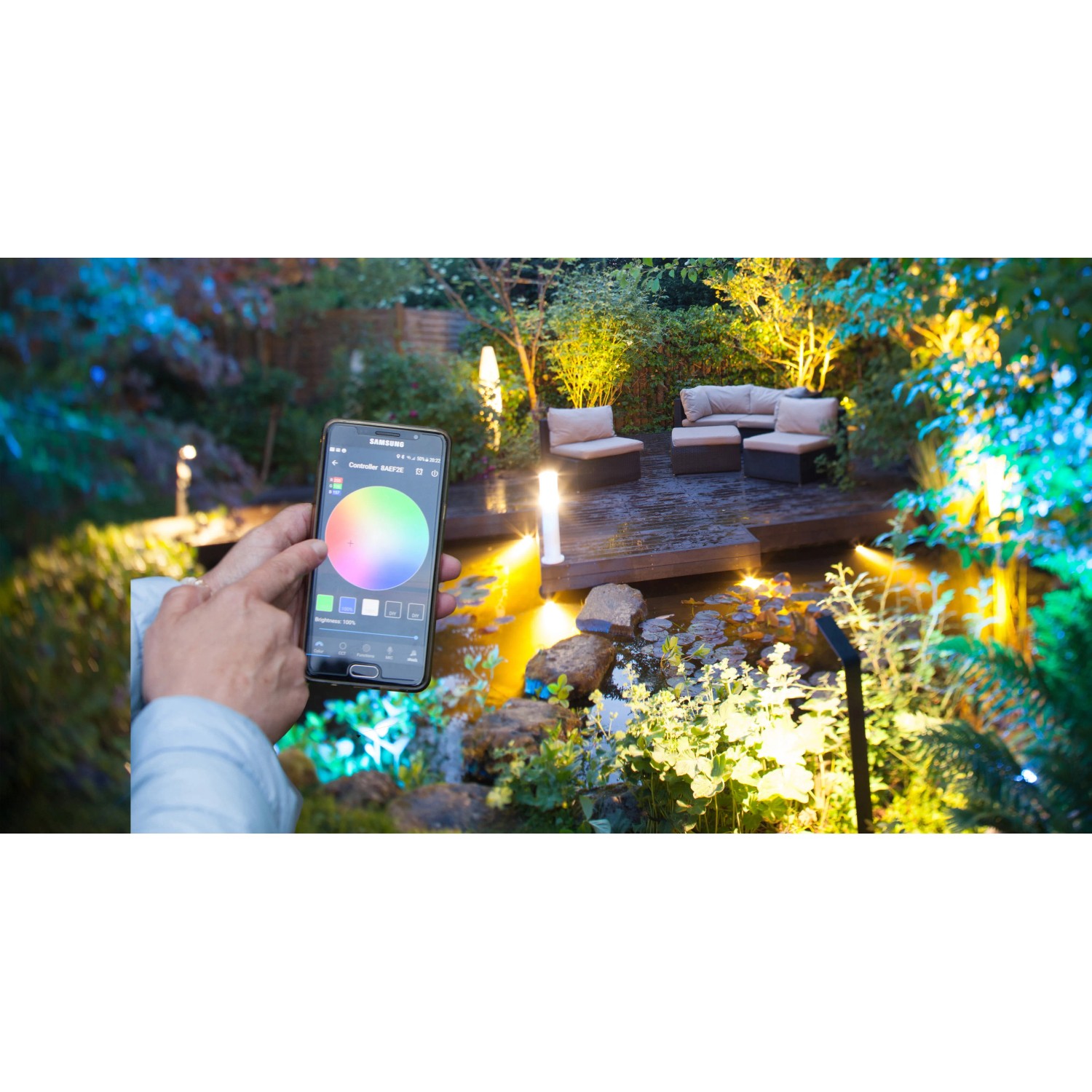 Heissner SMART LIGHT WIFI-RGB-Controller zur farbigen Steuerung der Teichbeleuchtung per App.